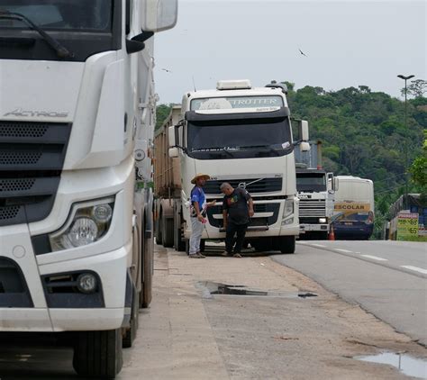 quase 60 dos caminhoneiros apoiam greve diz pesquisa agronegócios valor econômico