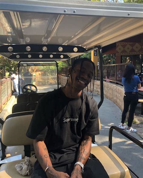 Pin By 𝖑𝖊𝖙𝖎𝖈𝖎𝖆 🦋 On Travis Scott Travis Scott Outfits Travis Scott