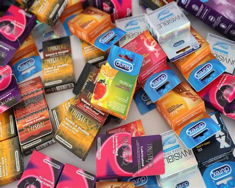 Safe Sex Tips For Women Who Dont Like External Or Internal Condoms