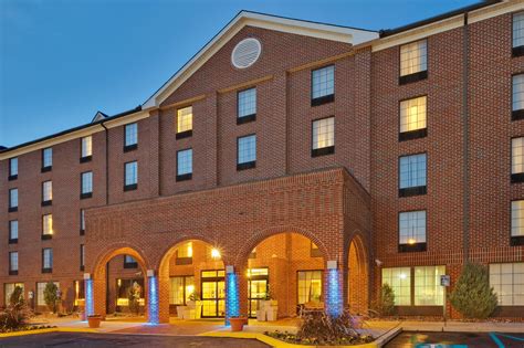 Property location located in north east, holiday inn express hotel & suites in north east (erie) is close to lake shore railway museum and blue iris winery. Discount Coupon for Holiday Inn Express - Harrisburg East ...