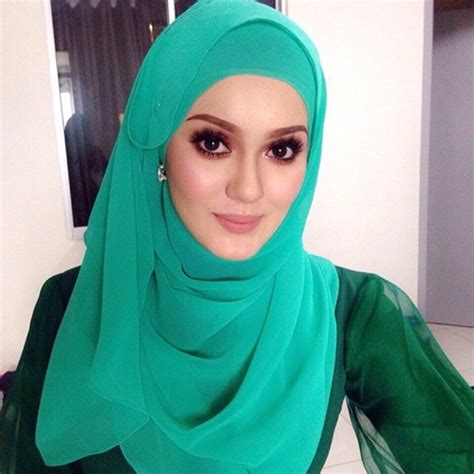 Menurut nelydia senrose mengakui ada beberapa babak lakonannya bersama sharnaaz yang agak keterlaluan. Biodata Uqasha Senrose - Yumida