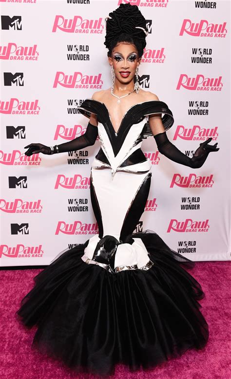 See The Rupauls Drag Race Season 15 Finale Looks