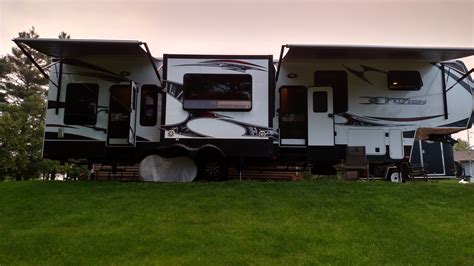 2013 Keystone Rv Fuzion Fz375 Toy Hauler For Sale