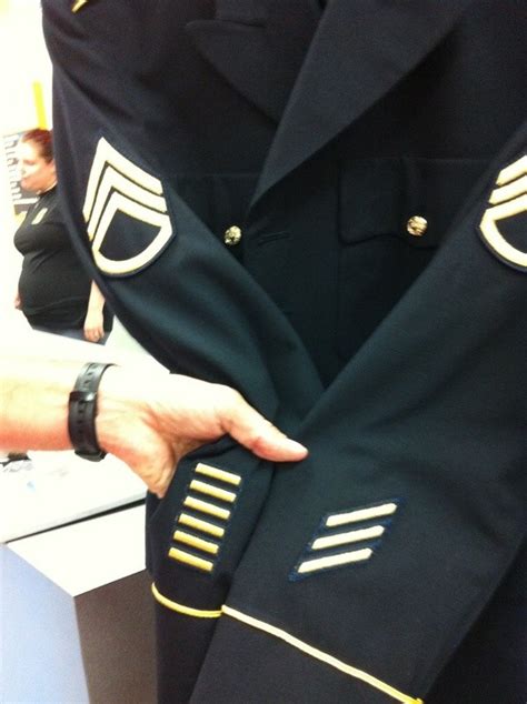Do Army Officers Wear Service Stripes Army Military