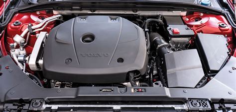 Engines On Test Volvo S60 T5 20 Four Cylinder Automotive Powertrain