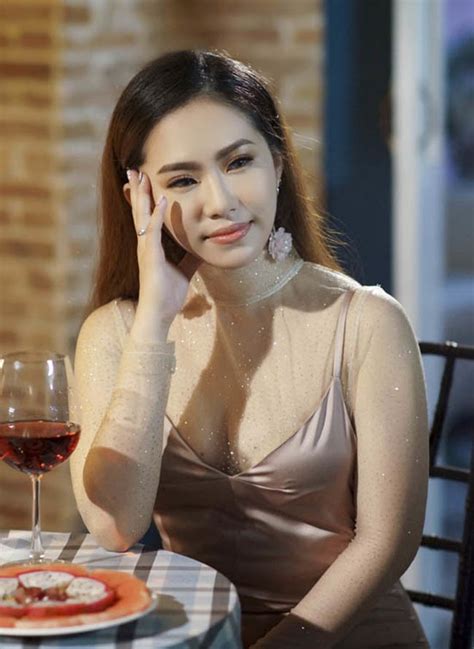 Sau 4 Năm Chia Tay Khánh Đơn Lương Bích Hữu Lột Xác Ngày Càng Sexy