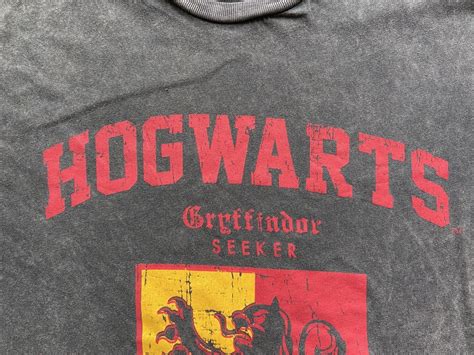 Harry Potter Quidditch Hogwarts T Shirt Sz S Gem