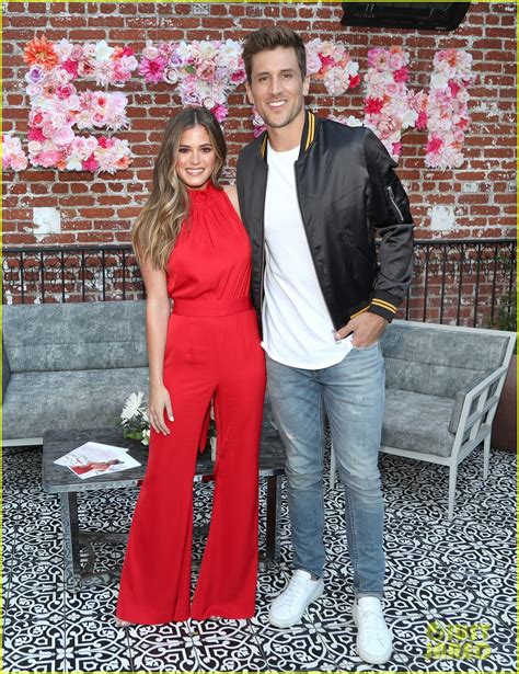 Jojo Fletcher And Jordan Rodgers Will Host New Dating Show On Tbs Photo 4533784 Photos Just