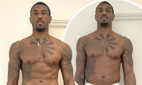 Love Island S Ovie Soko Shows Off Lockdown Weight Loss Daily Mail Online