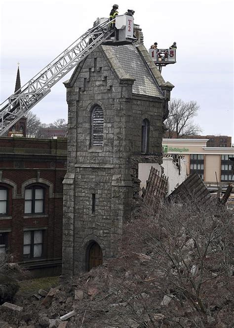 Steeple Of Historic Connecticut Church Collapses No Injuries Reported