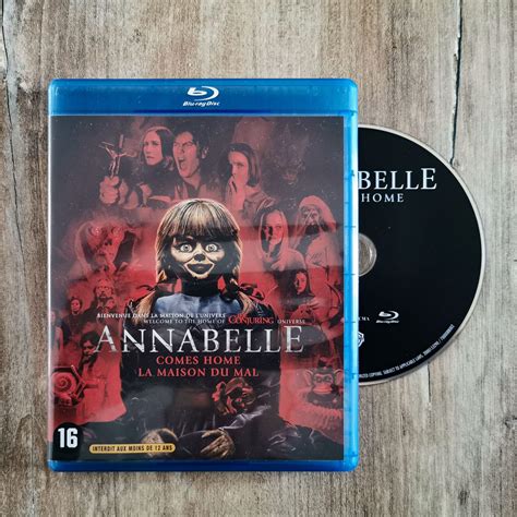Review Annabelle Comes Home Blu Ray Gadgetgearnl