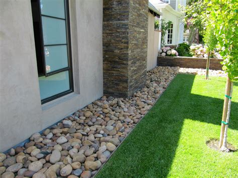 Gravel Front Yard Ideas To Spruce Up Your Home