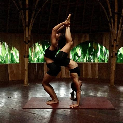 But twin tree pose, which involves two people, should give. Yoga Poses For Two People | Blog Dandk