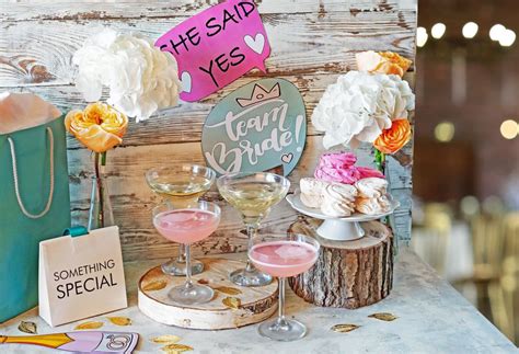 What is traditionally given as a bridal shower gift? How to Host a Bridal Shower