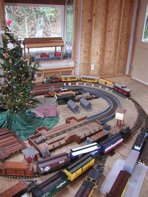 A Partical Lgb Train Layout For Christmas 2006 By Russellgaughen