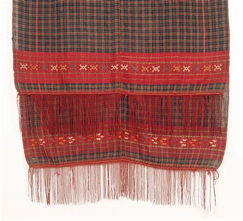 Minangkabau Plaid Shoulder Cloth | Sarajo Antique Textiles