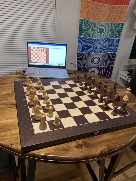 The Dgt Electronic Chessboard Usb Chess House