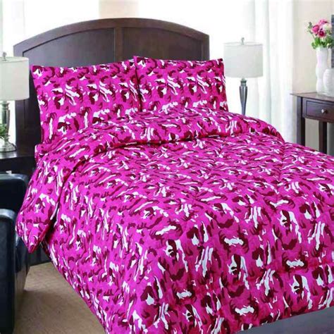The woods pink camouflage camo super soft bed sheet set all sizes on sale now! Queen Pink Camouflage Reversible Comforter