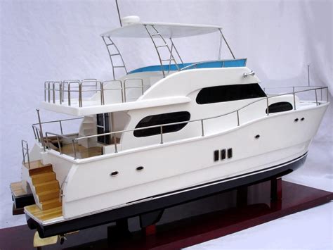 Twin Hull Viking Sport Yacht Model Boat