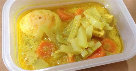 @dtndy dan tag/mention jika cooksnap, terima kasih ☺️🙏🏻 Resep Sayur Santan Labu Siam, Wortel, Tahu dan Telur oleh Yosephine - Cookpad