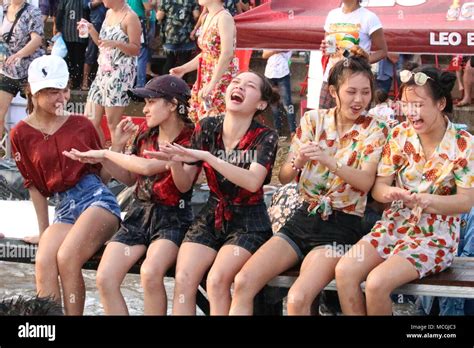 Vientiane Laos April 16 2018 Local Lao People Celebrating Pi Mai The Lao New Year With A