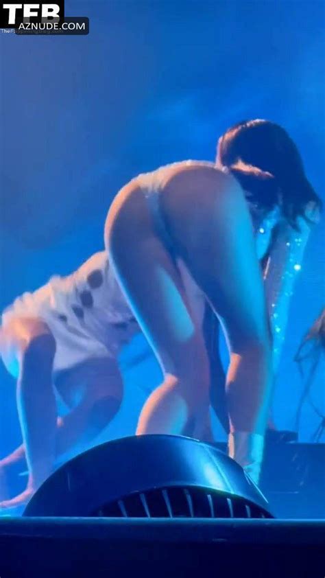 Dua Lipa Sexy Seen Flaunting Her Hot Tits And Ass At The Future