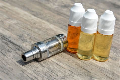 Should You Buy Or Make Your Own Thc Vape Pen Juice Guide Websta Me