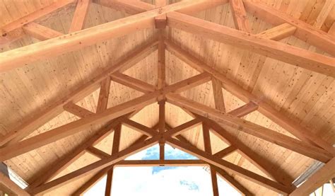 Timber Frame Trusses Create An Open And Dramatic Effect Timber Truss