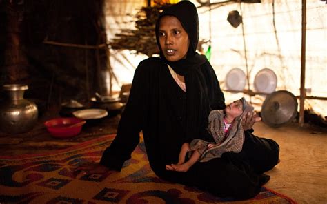 Rohingya Pictured The Brave Rohingya Women Giving Birth In Refugee