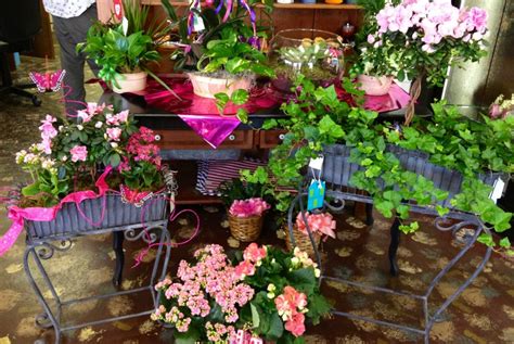 Check spelling or type a new query. Valentine's Day At Your Local Flower Shop