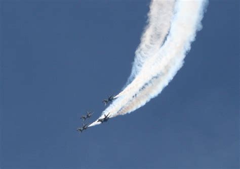 Us Air Force Thunderbirds A Thunderbirds Air Demonstration Flickr