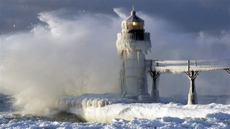 Winter Storm St Joseph Lighthouse Michigan Hd Wallpaper