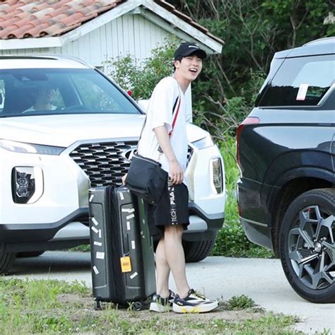 Kim Seokjin Kim Taehyung Car Door Guy Bts Face Worldwide Handsome
