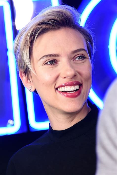 Scarlett Johanssons Beste Beauty Looks Vogue Germany