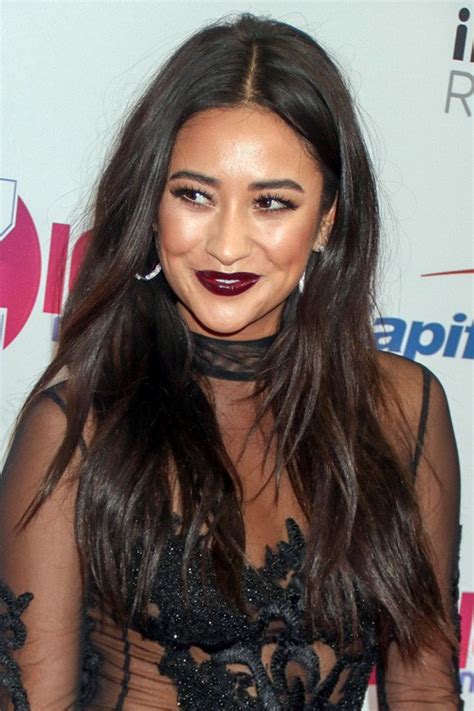 Shay Mitchell Straight Dark Brown Long Layers Hairstyle Steal Her Style