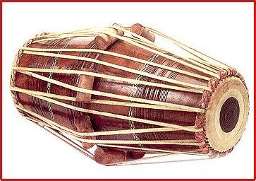 Agukng juga merupakan alat musik tradisional yang mempunyai banyak sekali kegunaan. Alat Muzik Klasik India | Muzik dan Orkestra Klasik India