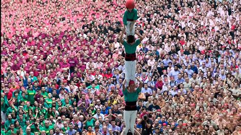 Hundreds Build Human Towers For 24th Annual Tarragona Castells