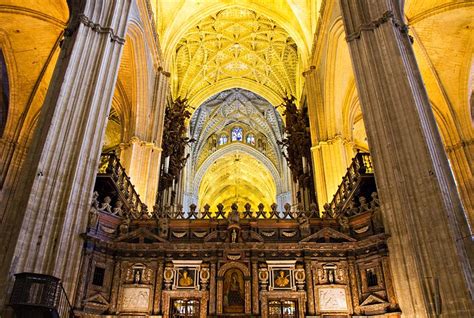 Seville Cathedral Catedral De Sevilla A Visitors Guide Planetware