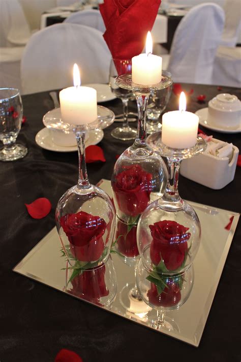 A Classically Beautiful Centerpiece We Put Together For A Red Themed Wedding How Romantic