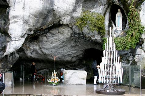 Filegrotto Of Lourdes Lourdes 2014 3 Wikimedia Commons