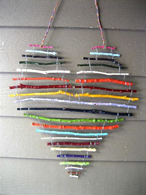 15 Kids Crafts Made From Sticks And Twigs