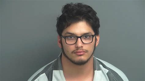 Man Charged After Allegedly Having Sex With 14 Year Old Girl At Spring Park And Ride Abc13 Houston