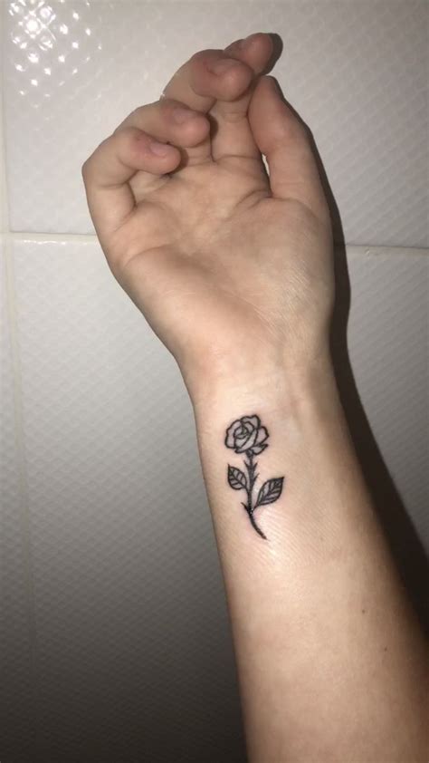 Rose Wrist Tattoo Rose Tattoos On Wrist Wrist Tattoos For Guys Rose