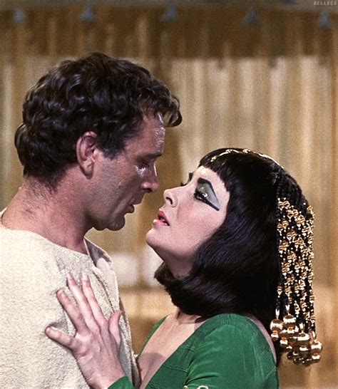 Richard Burton And Elizabeth Taylor In Cleopatra 1963 Elizabeth Taylor Elizabeth Taylor
