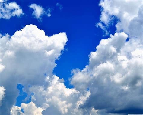 Cloud Wallpapers Top Free Cloud Backgrounds Wallpaperaccess