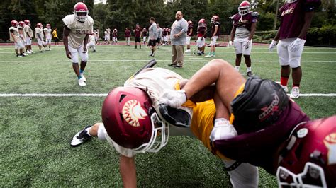 A College Started a Tackle Football Team. For Little Guys ...