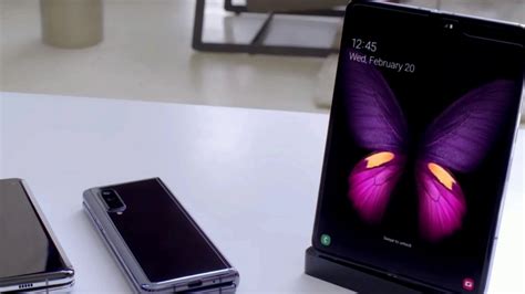 Indias Most Expensive Samsung Galaxy Fold Smart Phone इंडिया का