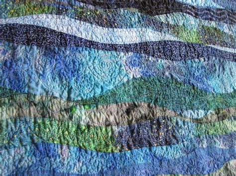 Water Quilt Using Layered Waves Technique Quilts Art Quilts