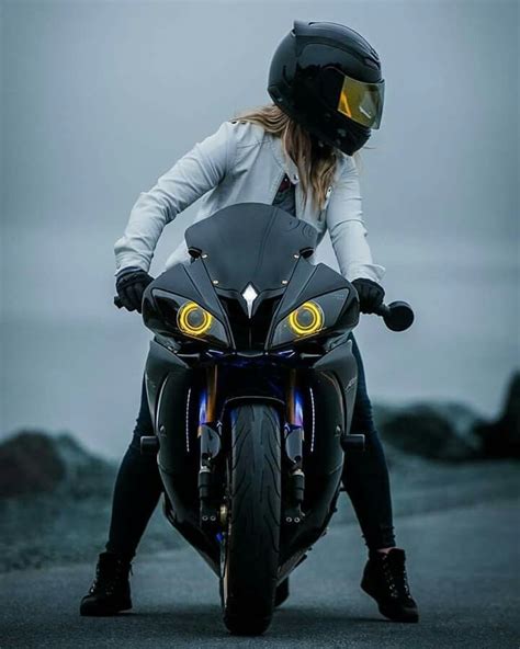 Awesome Biker Girl Bike Photoshoot Girl Riders