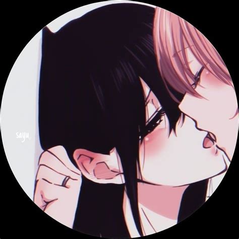 Pin By Olivia On 情侣 Matching Icons Cute Lesbian Couples Yuri Anime